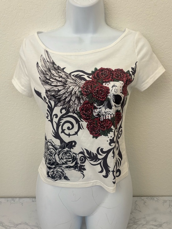 SHEIN Tops - Y2K SHEIN Short Sleeve Top Womens S Roses And Skulls White Shirt Blouse